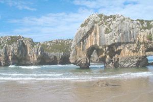 Las 5 mejores playas de Asturias para bañarse este verano