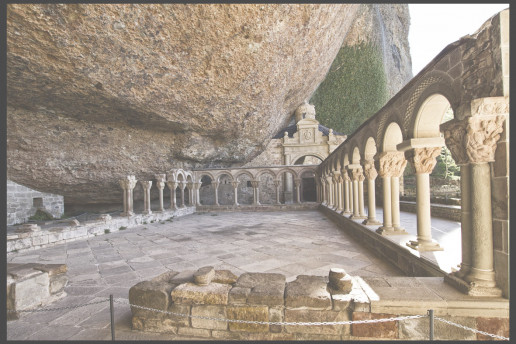 Descubre los Panteones Reales de Aragón