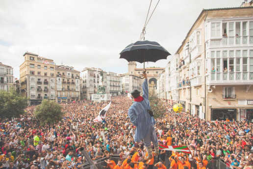 Llegan a Vitoria las fiestas de la Virgen Blanca