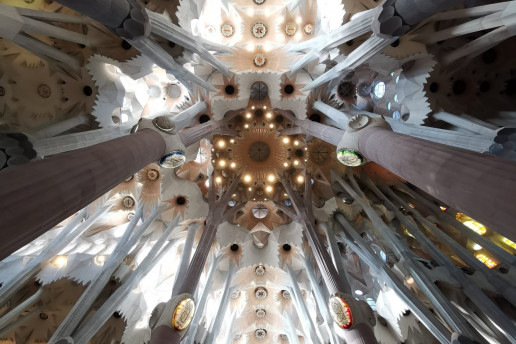 Sagrada Família por dentro